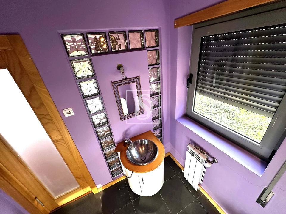 Moradia T5 para Venda em Troporiz e Lapela Foto 42