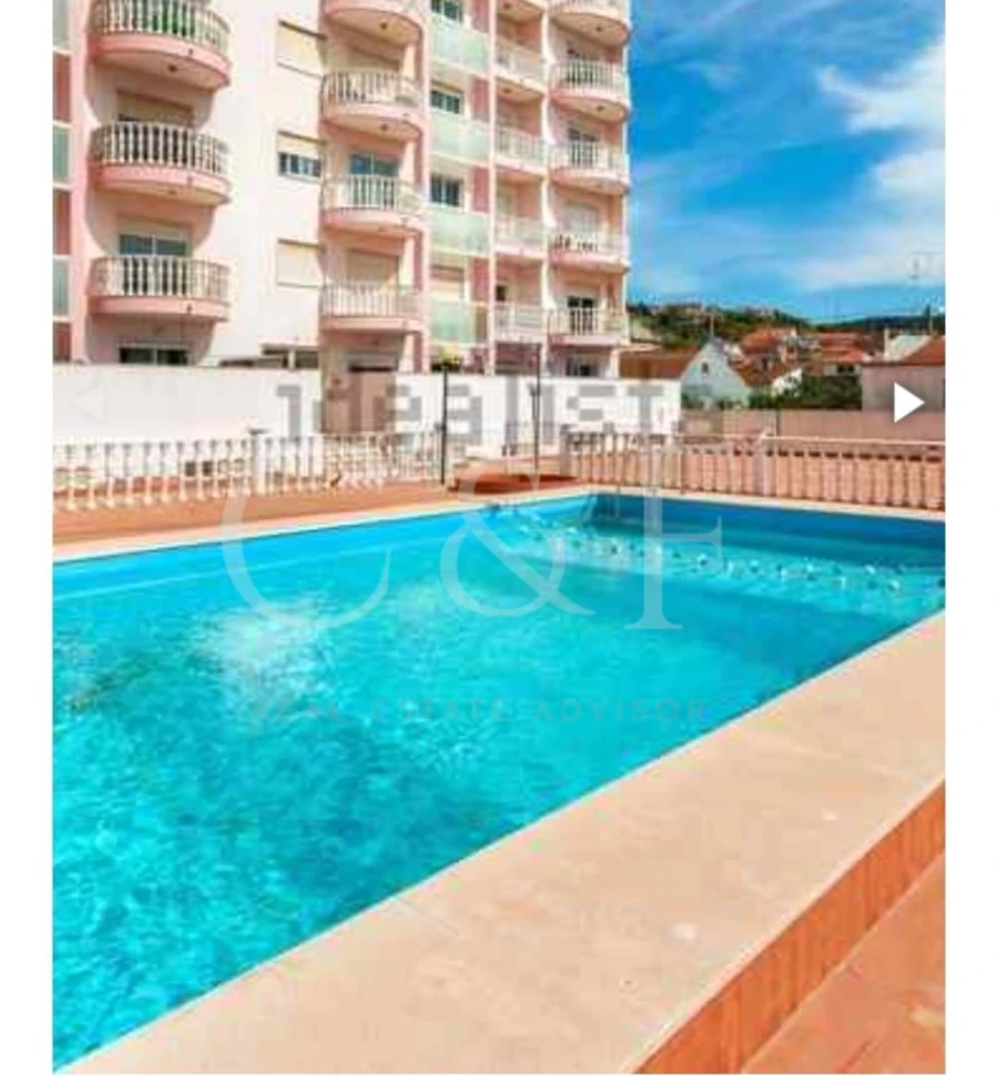 Apartamento T2 para Venda em Agualva e Mira-Sintra Foto 1