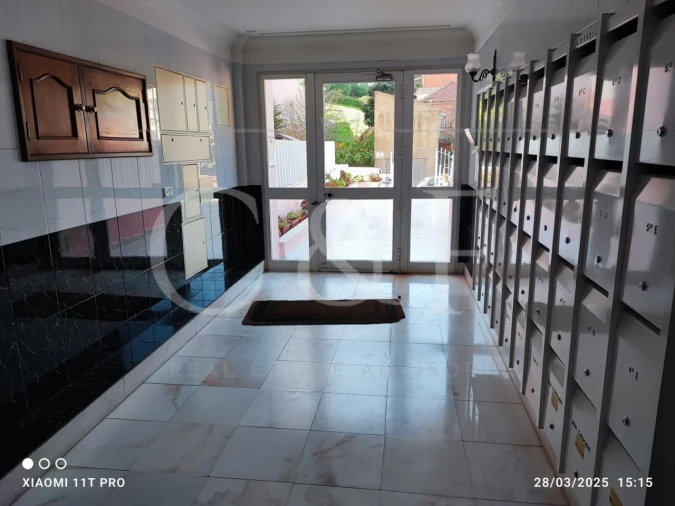 Apartamento T2 para Venda em Agualva e Mira-Sintra Foto 23