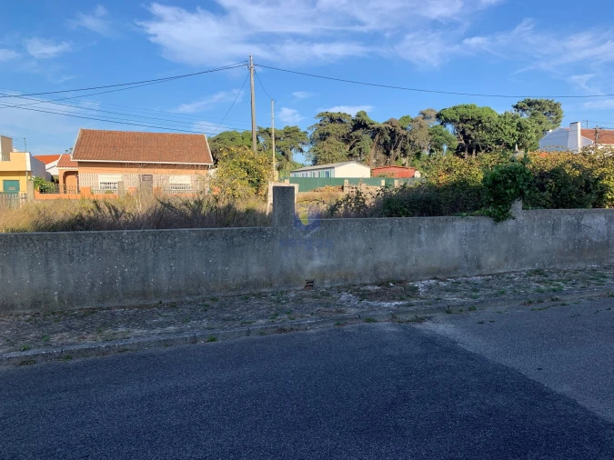 Terreno para Venda em Algueirão-Mem Martins Foto 3