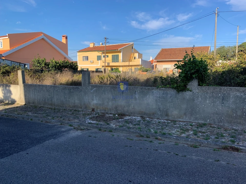 Terreno para Venda em Algueirão-Mem Martins Foto 1