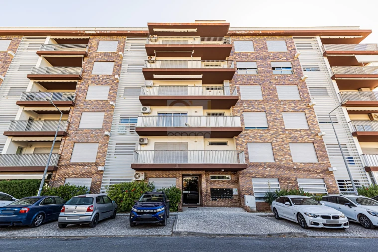 Apartamento T1 para Venda em Armação de Pera Foto 6