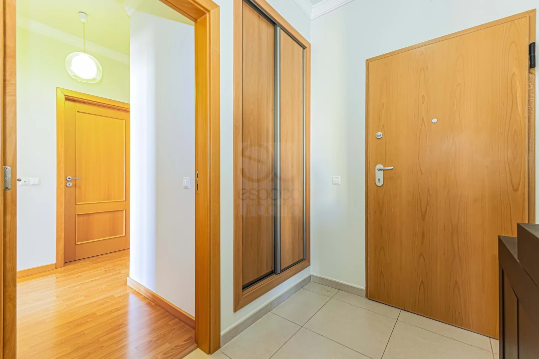Apartamento T1 para Venda em Armação de Pera Foto 9