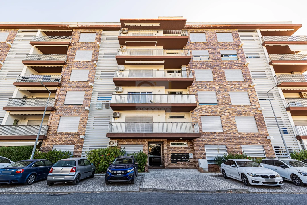 Apartamento T1 para Venda em Armação de Pera Foto 7