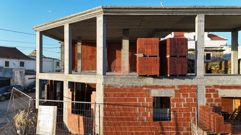 Apartamento T1 para Venda em Atouguia da Baleia