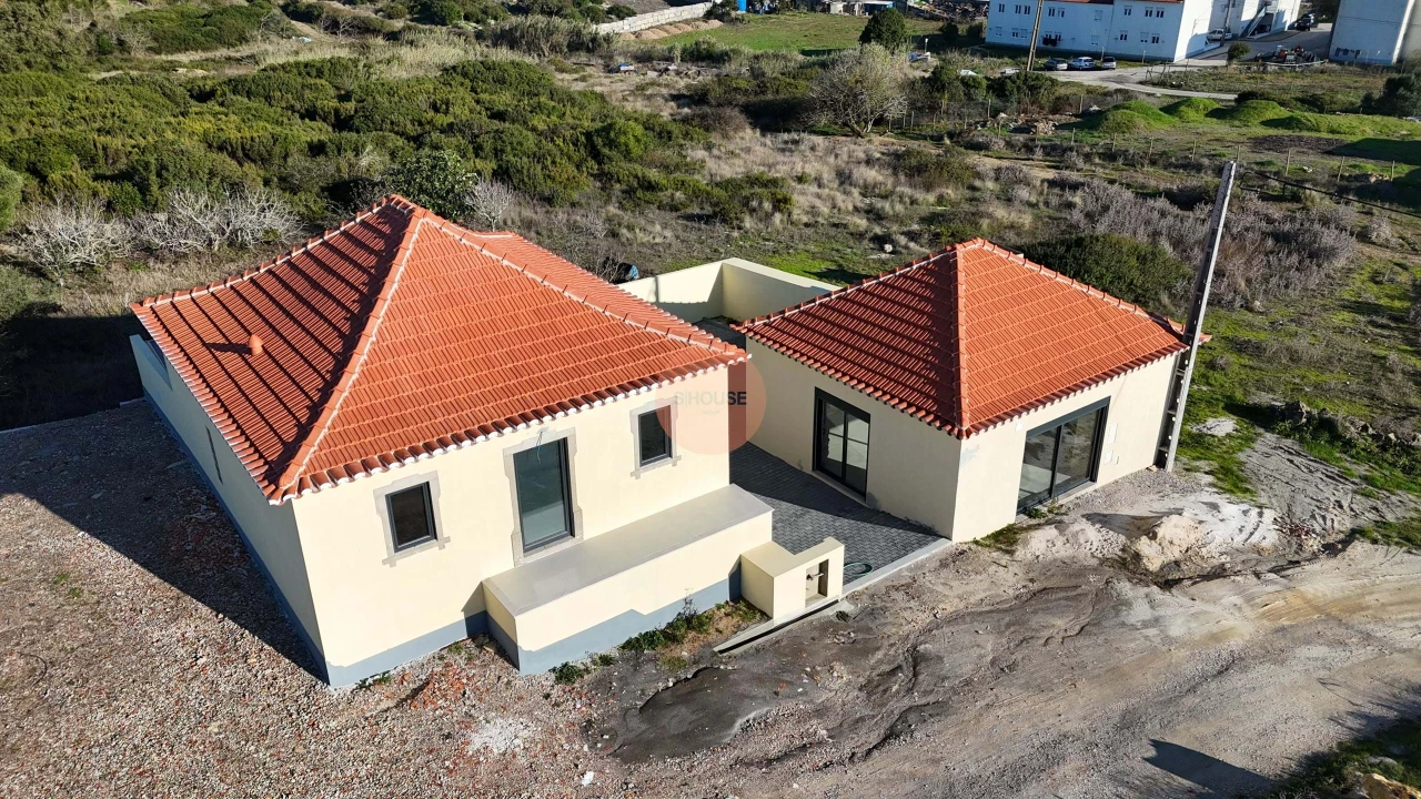 Moradia para Venda em São Bartolomeu dos Galegos e Moledo Foto 4