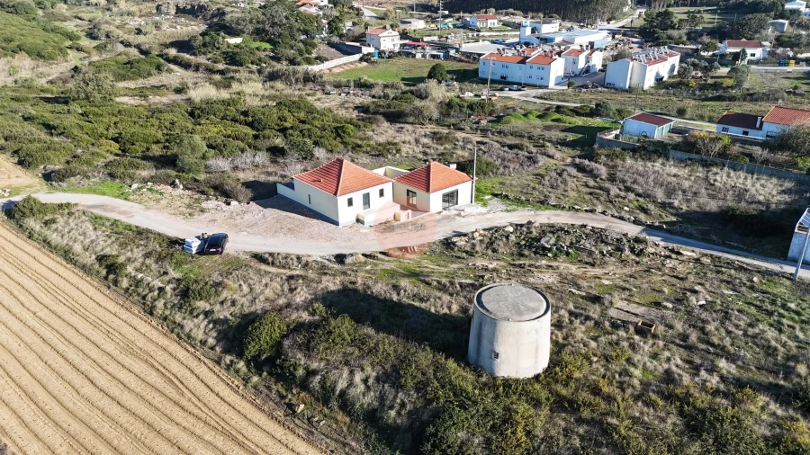 Moradia para Venda em São Bartolomeu dos Galegos e Moledo Foto 1