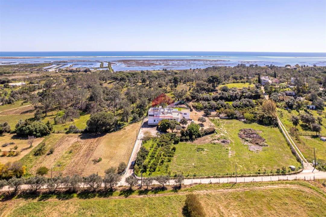 Moradia T7 para Venda em Luz de Tavira e Santo Estêvão Foto 42