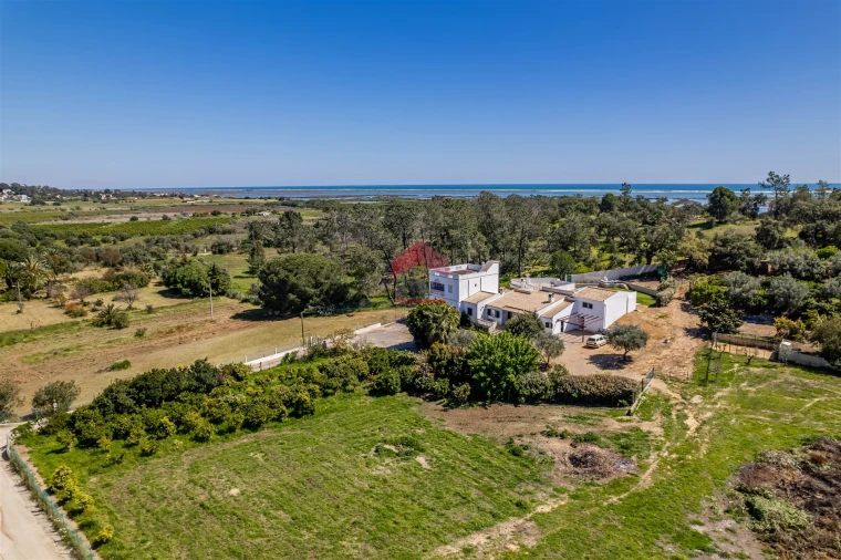 Moradia T7 para Venda em Luz de Tavira e Santo Estêvão Foto 49