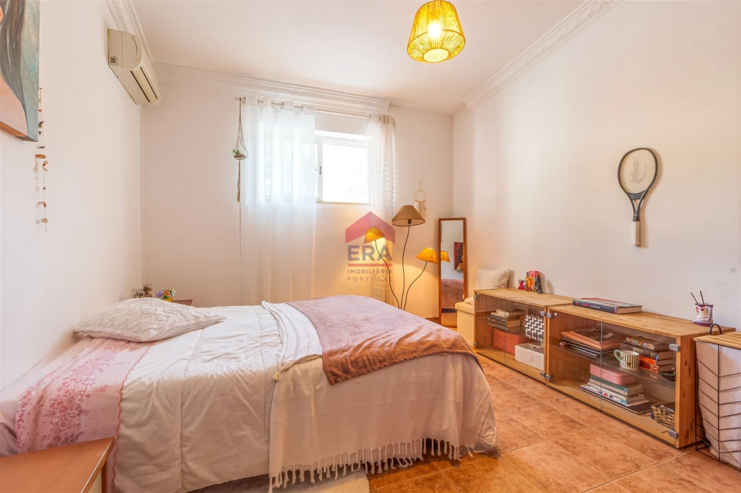 Moradia T7 para Venda em Luz de Tavira e Santo Estêvão Foto 17