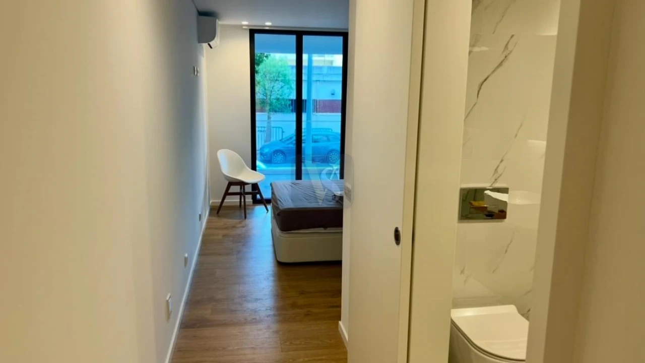 Apartamento T4 para Venda em Olhão Foto 6