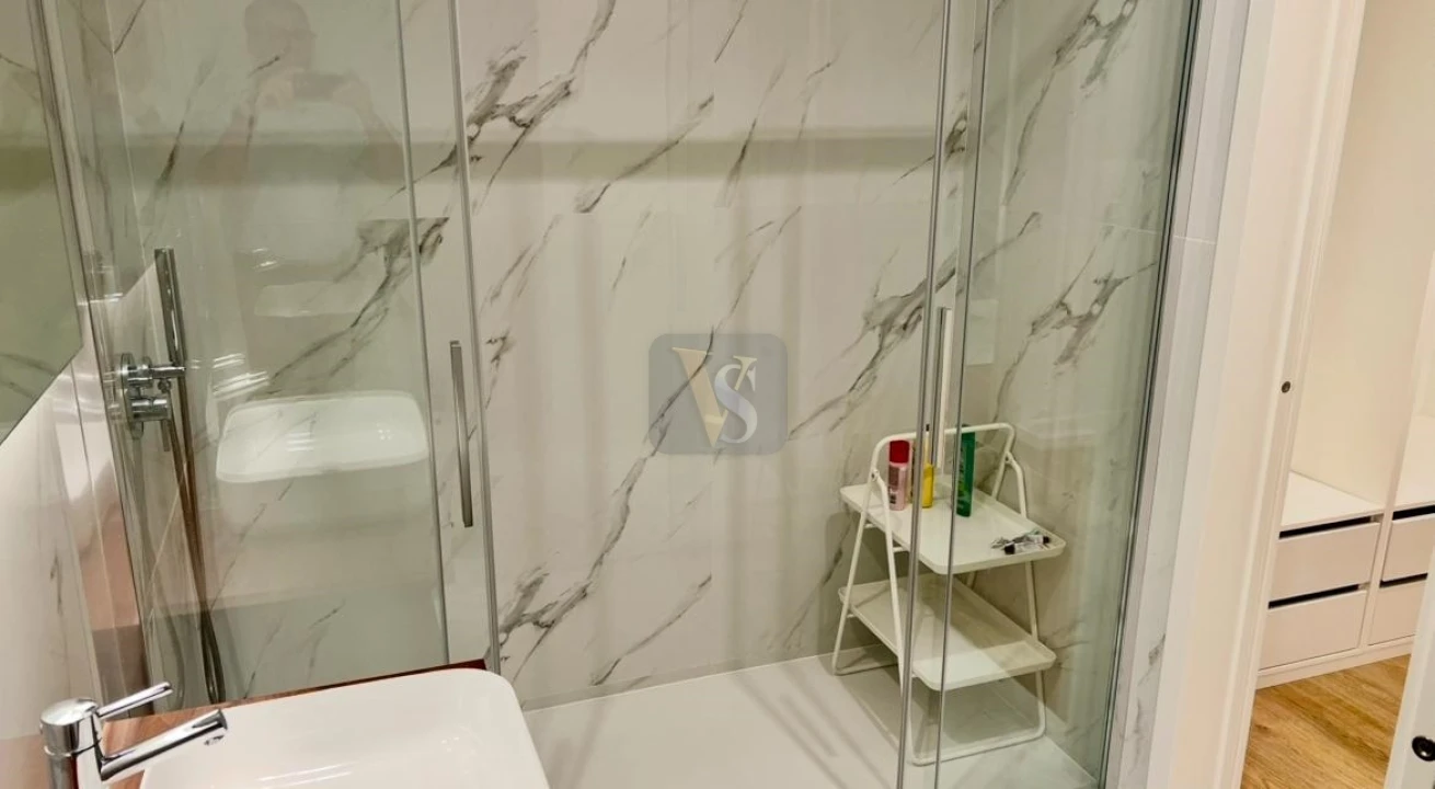 Apartamento T4 para Venda em Olhão Foto 18