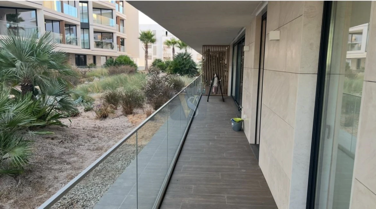Apartamento T4 para Venda em Olhão Foto 13
