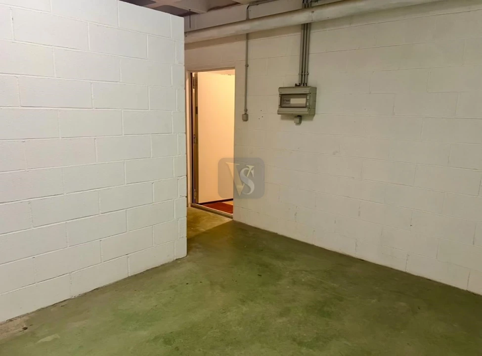 Apartamento T4 para Venda em Olhão Foto 27