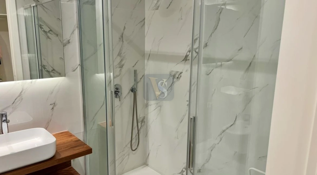 Apartamento T4 para Venda em Olhão Foto 21