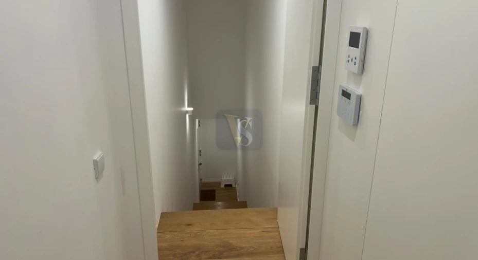 Apartamento T4 para Venda em Olhão Foto 7