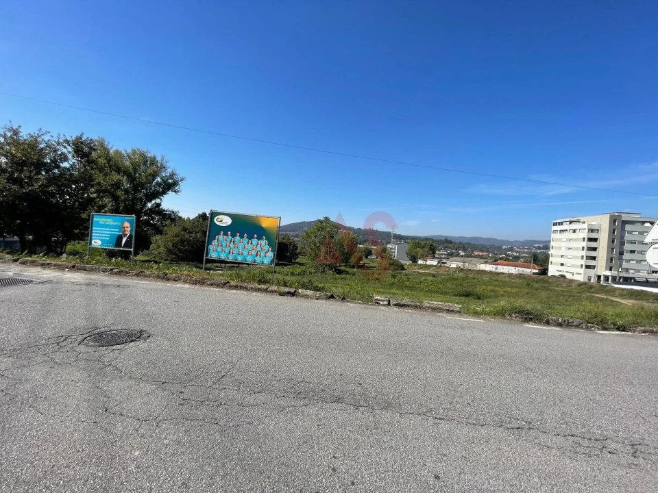 Terreno para Venda em Gondar Foto 3