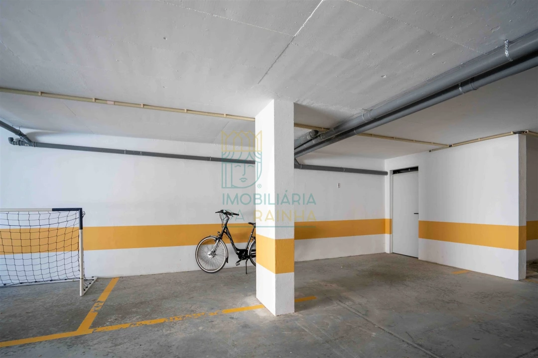 Apartamento T3 para Venda em Tornada e Salir do Porto Foto 24