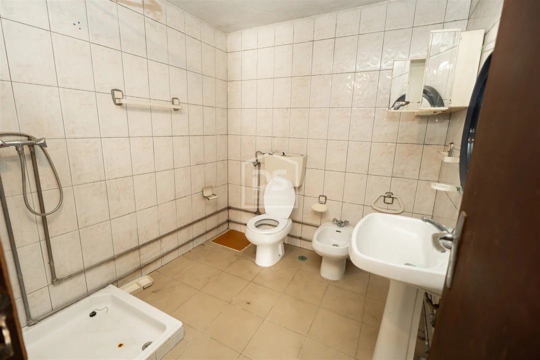 Armazém para Venda em Santa Eufémia e Boa Vista Foto 37