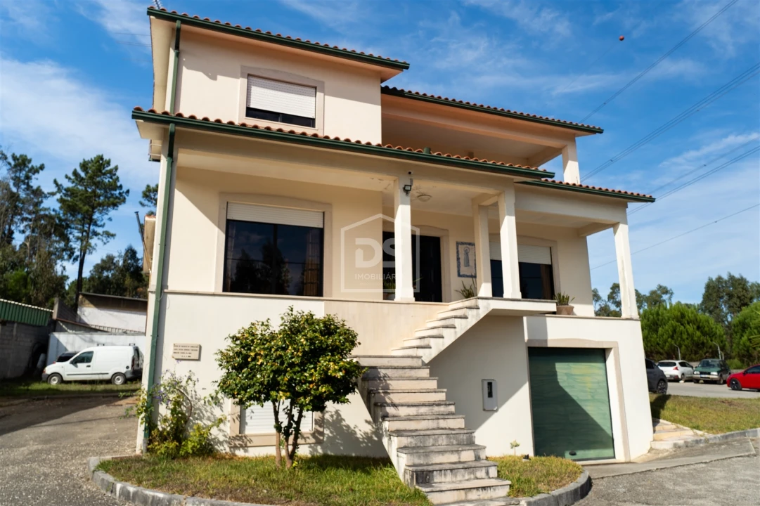Armazém para Venda em Santa Eufémia e Boa Vista Foto 2