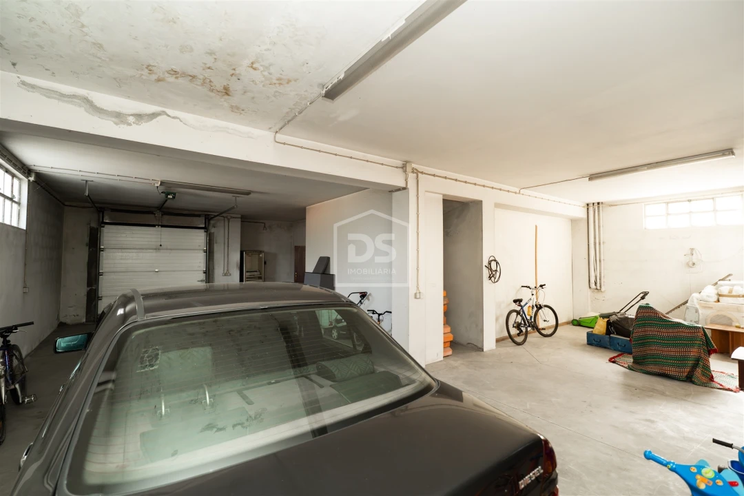 Armazém para Venda em Santa Eufémia e Boa Vista Foto 28