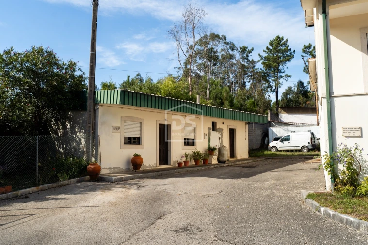 Armazém para Venda em Santa Eufémia e Boa Vista Foto 33