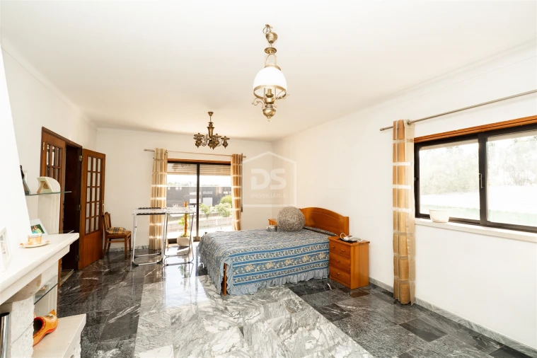 Armazém para Venda em Santa Eufémia e Boa Vista Foto 11