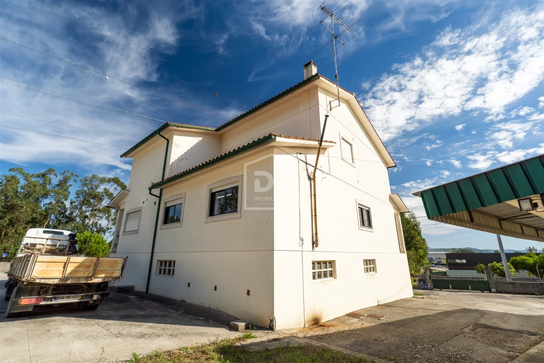Armazém para Venda em Santa Eufémia e Boa Vista Foto 5