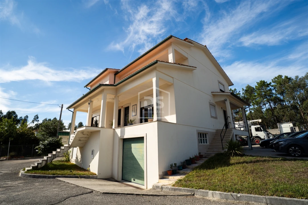 Armazém para Venda em Santa Eufémia e Boa Vista Foto 3