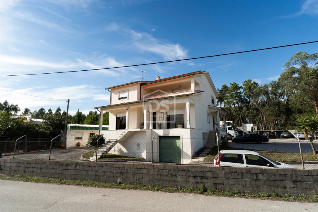 Armazém para Venda em Santa Eufémia e Boa Vista Foto 40