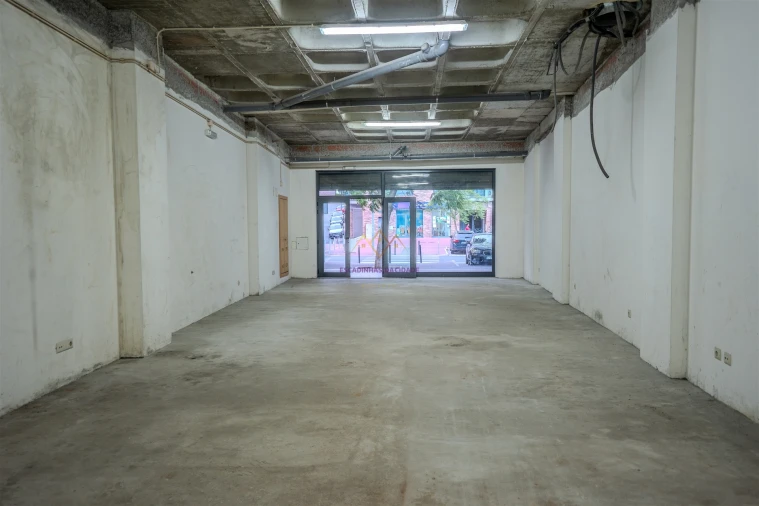 Loja para Arrendamento em Odivelas Foto 9