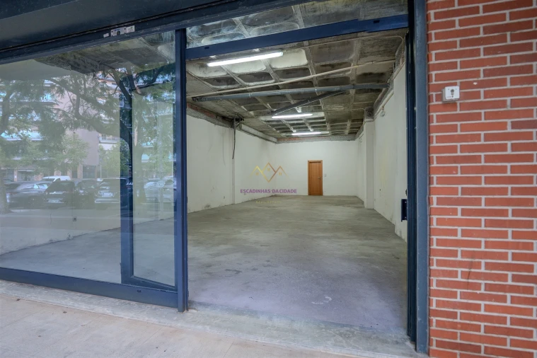 Loja para Arrendamento em Odivelas Foto 3