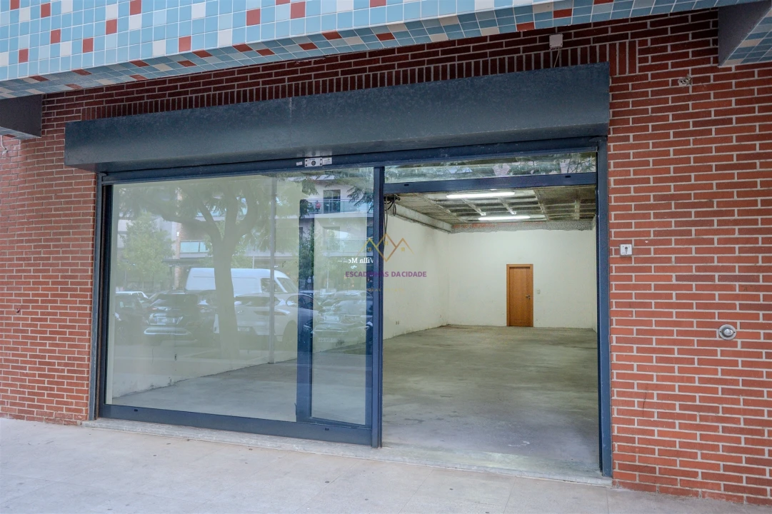 Loja para Arrendamento em Odivelas Foto 2