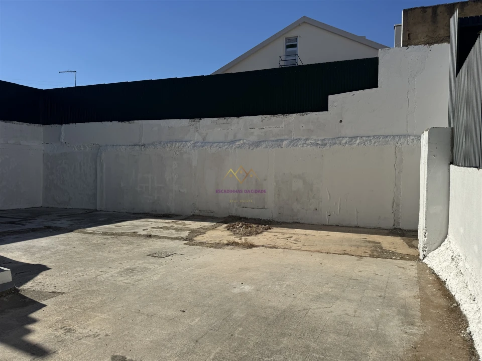 Apartamento T2 para Venda em Camarate, Unhos e Apelação Foto 22