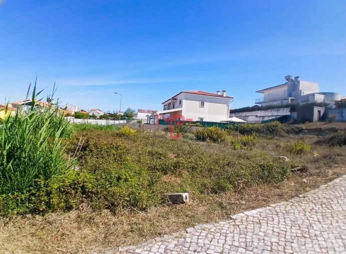 Terreno para Venda em Santa Maria, São Pedro e Sobral da Lagoa Foto 2