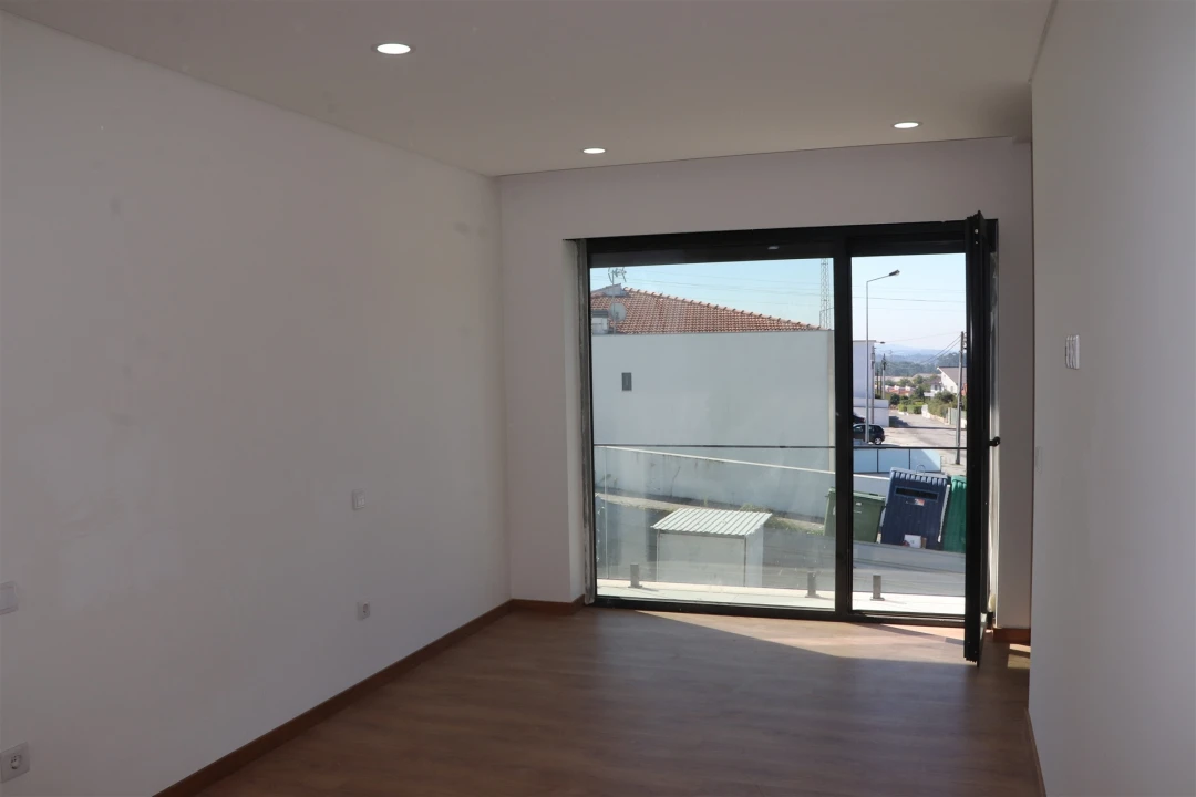 Moradia T3 para Venda em Lustosa e Barrosas (Santo Estêvão) Foto 29