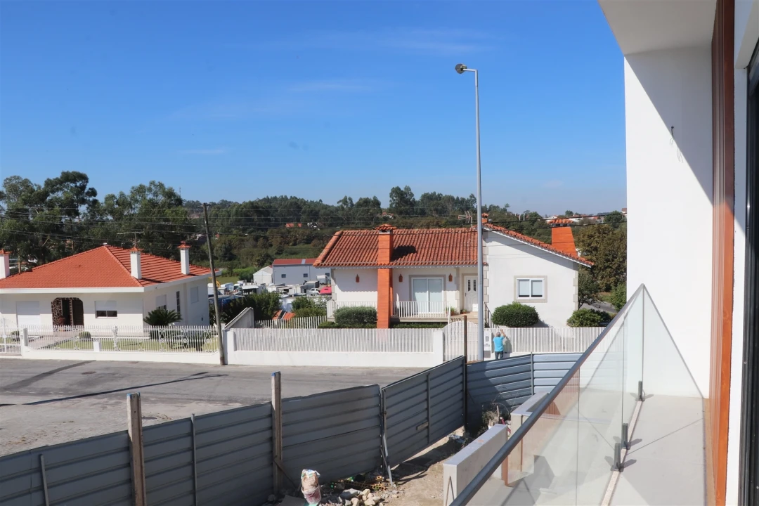 Moradia T3 para Venda em Lustosa e Barrosas (Santo Estêvão) Foto 26