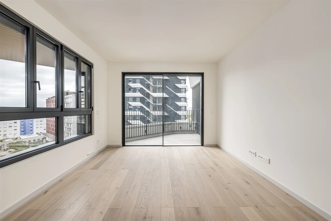 Apartamento T2 para Venda em Parque das Nações Foto 12