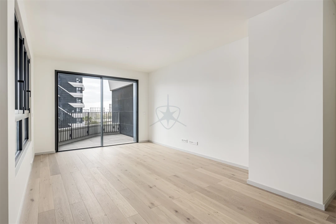 Apartamento T2 para Venda em Parque das Nações Foto 11