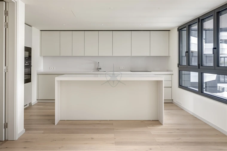 Apartamento T2 para Venda em Parque das Nações Foto 5