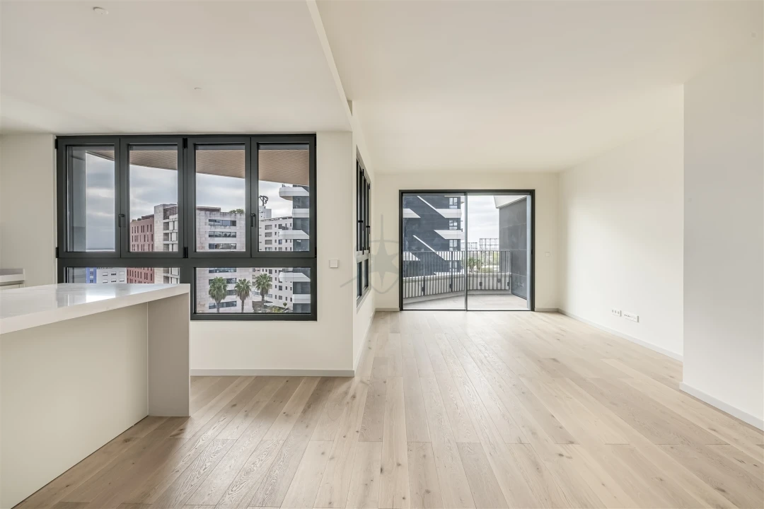 Apartamento T2 para Venda em Parque das Nações Foto 2