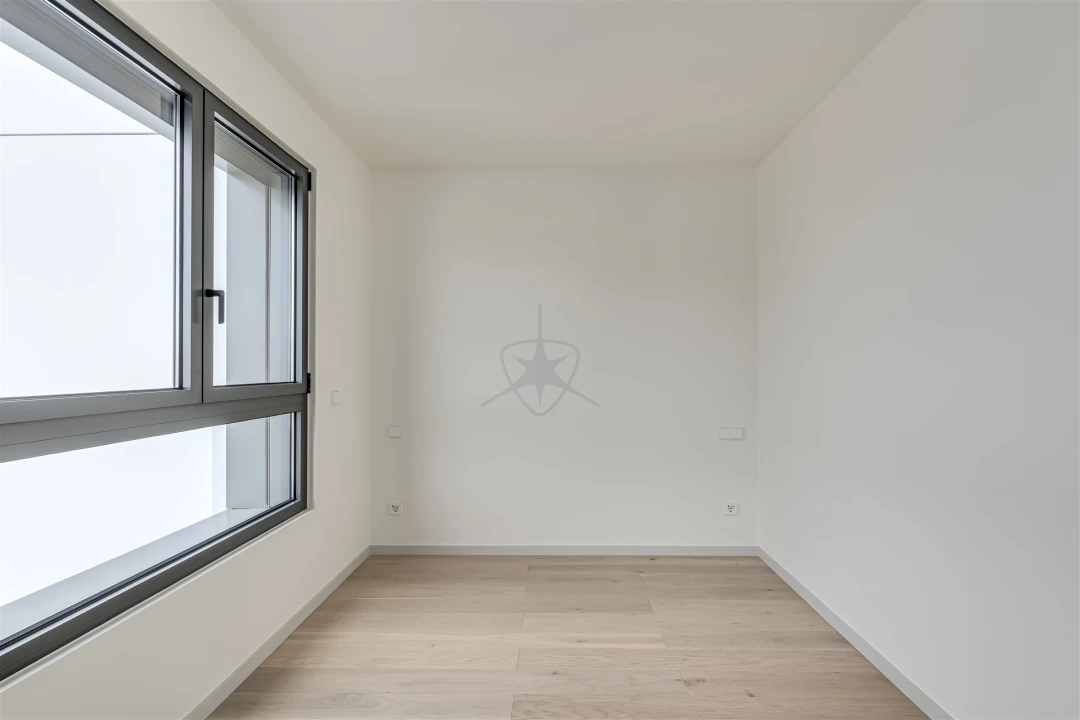 Apartamento T2 para Venda em Parque das Nações Foto 31