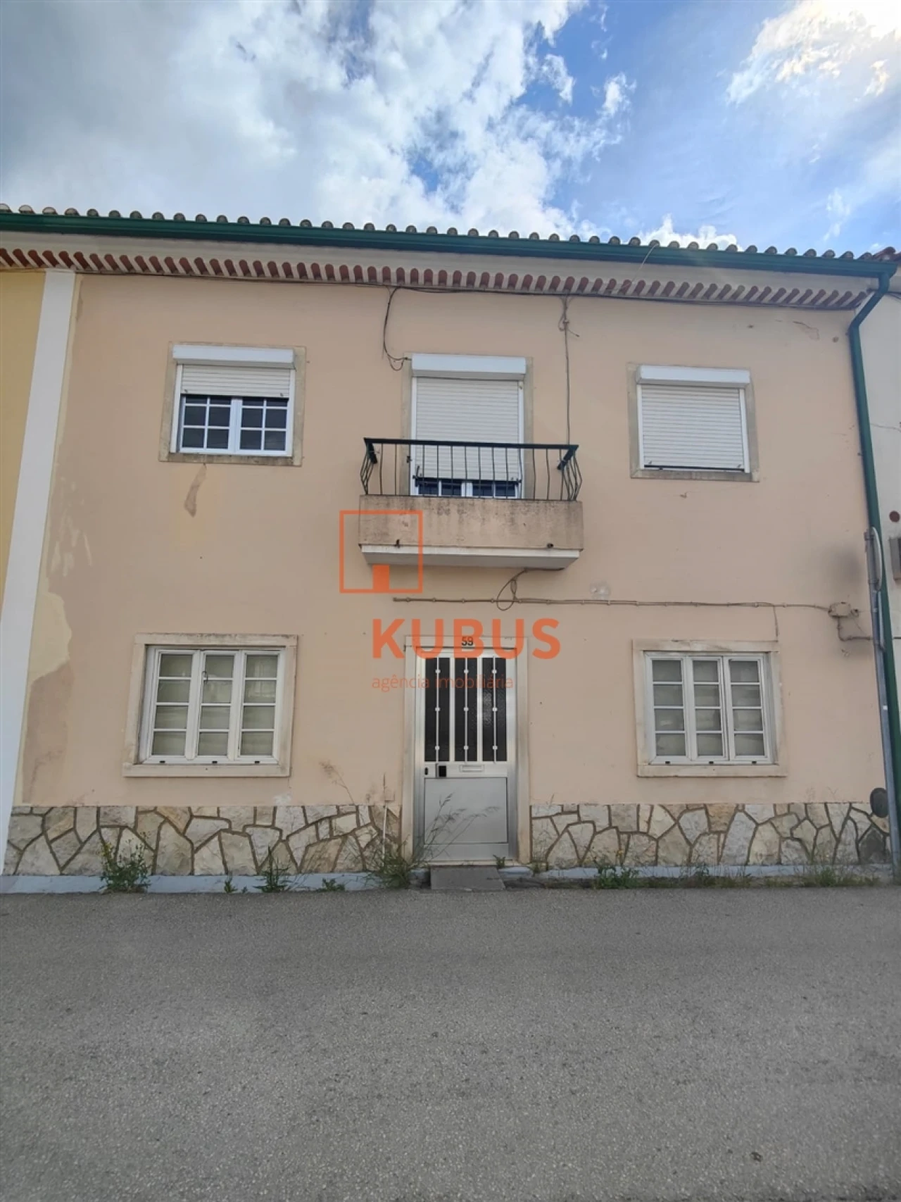 Moradia T6 para Venda em Torres Novas (Santa Maria, Salvador e Santiago) Foto 1