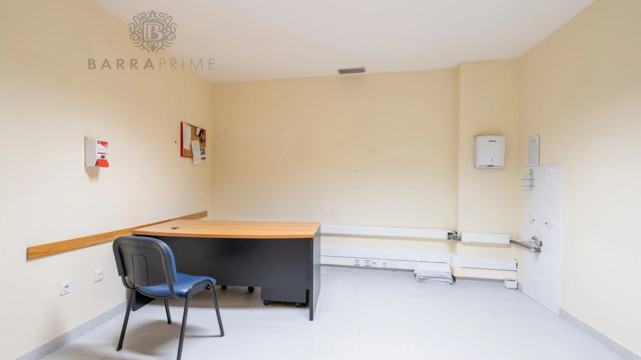 Loja para Venda em Faro (Sé e São Pedro) Foto 9