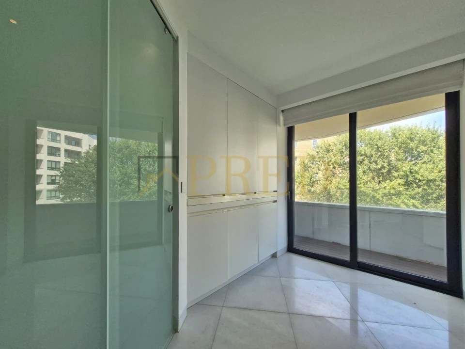 Apartamento T3 para Venda em Aldoar, Foz do Douro e Nevogilde Foto 10