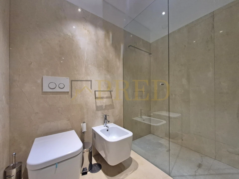 Apartamento T3 para Venda em Aldoar, Foz do Douro e Nevogilde Foto 21