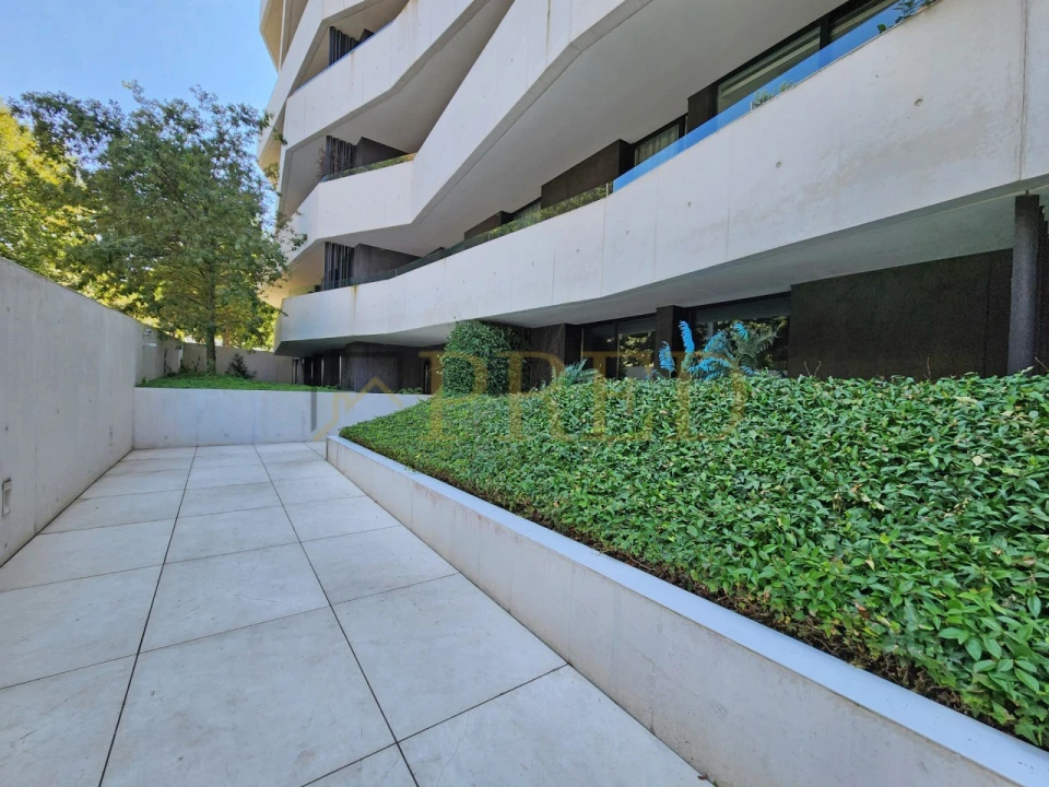 Apartamento T3 para Venda em Aldoar, Foz do Douro e Nevogilde Foto 25
