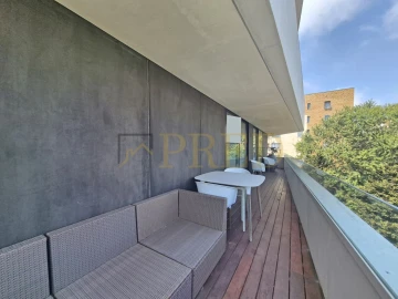 Apartamento T3 para Venda em Aldoar, Foz do Douro e Nevogilde