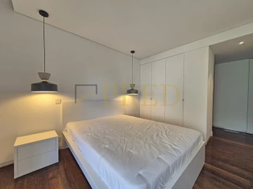 Apartamento T3 para Venda em Aldoar, Foz do Douro e Nevogilde