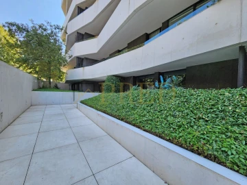 Apartamento T3 para Venda em Aldoar, Foz do Douro e Nevogilde